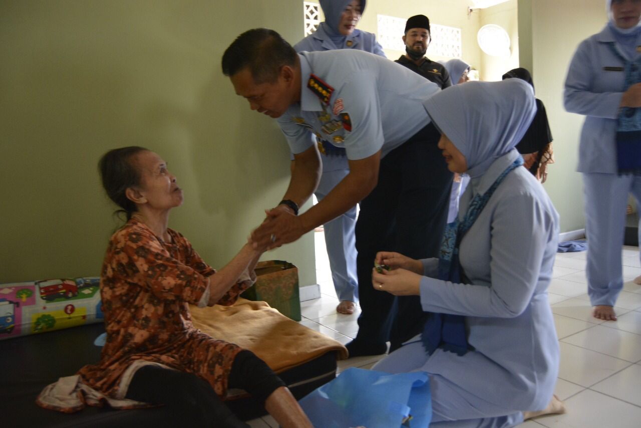 TNI AU