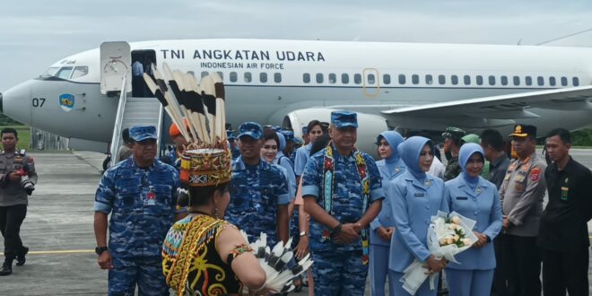 TNI AU