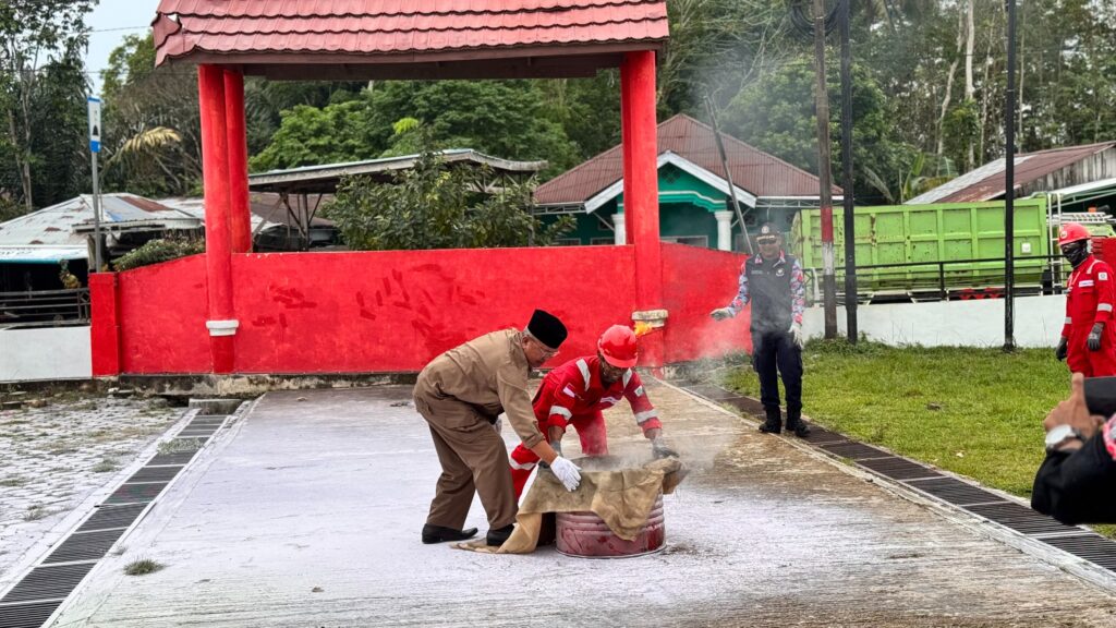 pelatihan kebakaran Marangkayu
