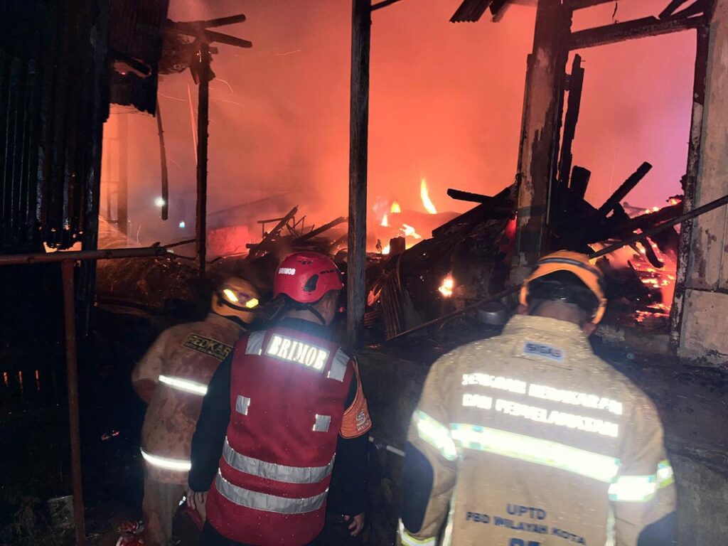 kebakaran Balikpapan 2025,