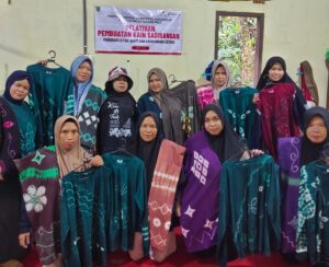 pelatihan kain sasirangan