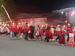 Pawai obor HUT RI Tenggarong
