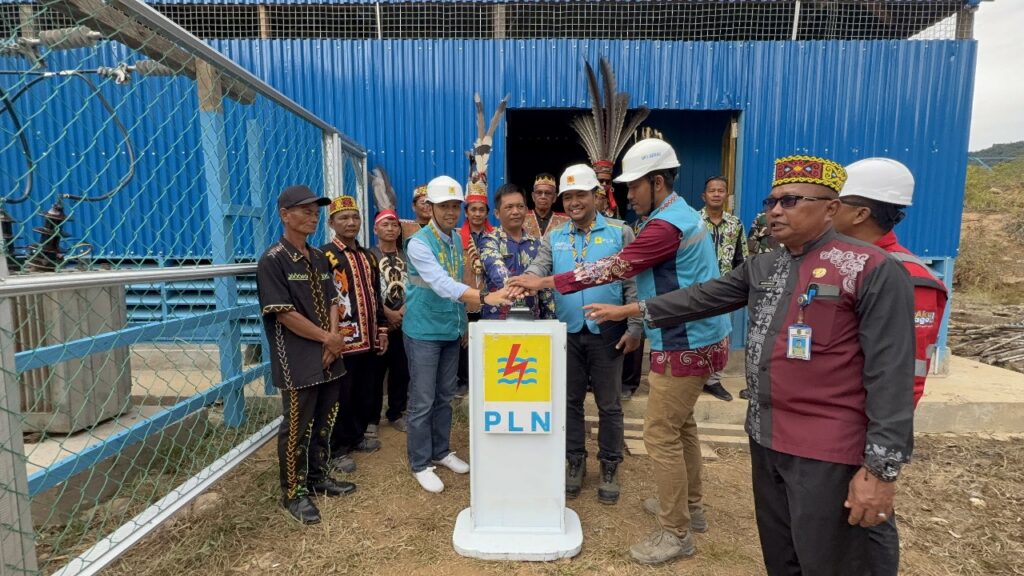 PLN terangi desa Nunukan