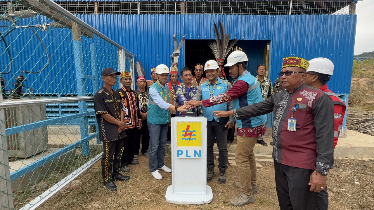 PLN terangi desa Nunukan