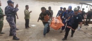 kapal tenggelam Kutai Timur