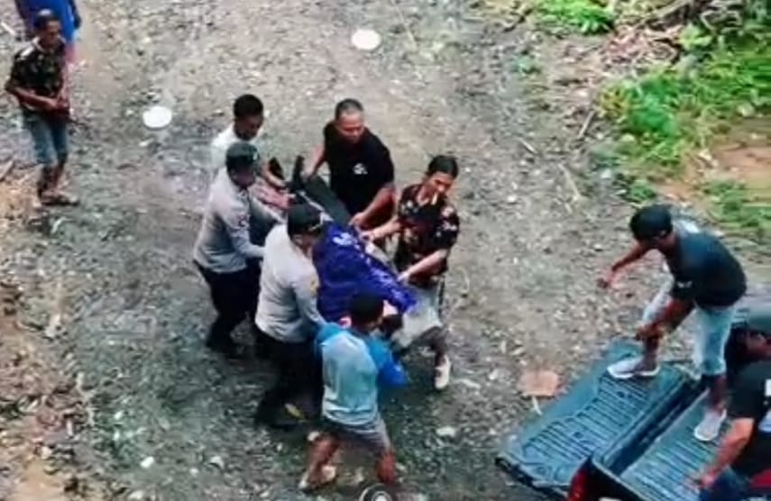 evakuasi pendaki paser