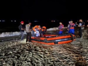 pencarian korban tenggelam