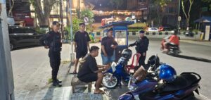 Patroli malam Brimob
