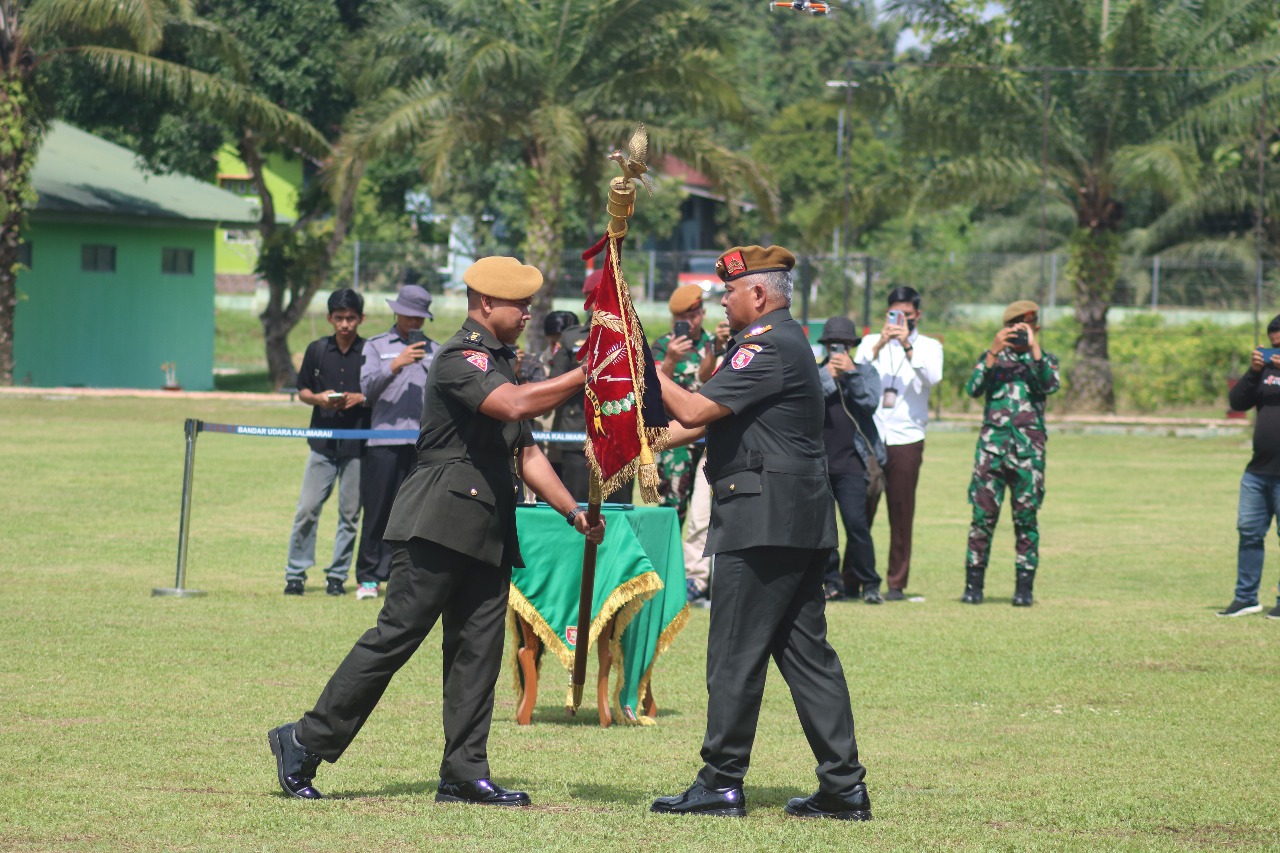 Sertijab Danyonarmed 18 Buritkang