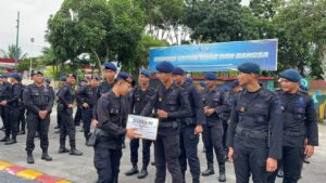 Brimob Kaltim donasi