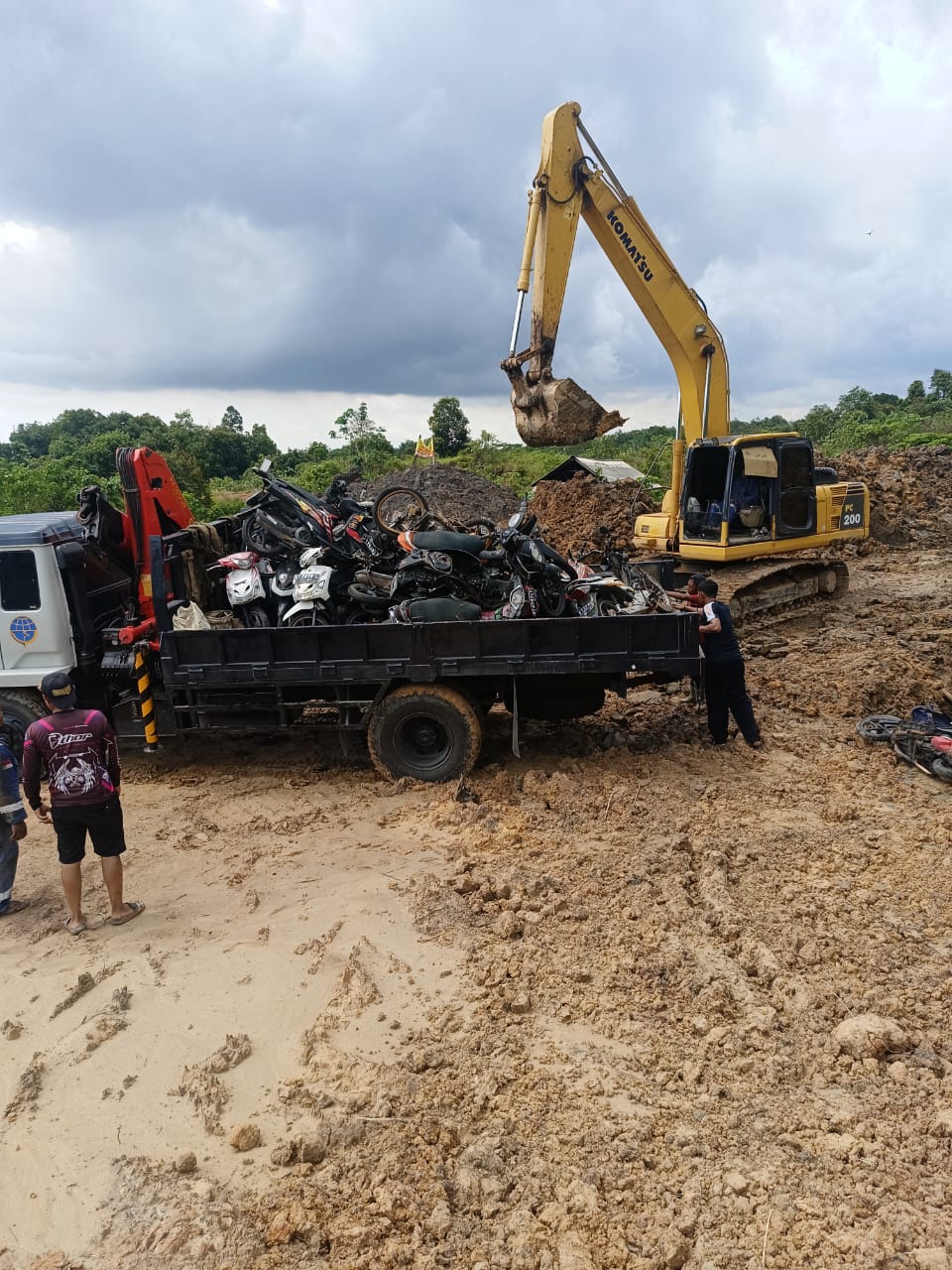 penertiban kendaraan laka Balikpapan