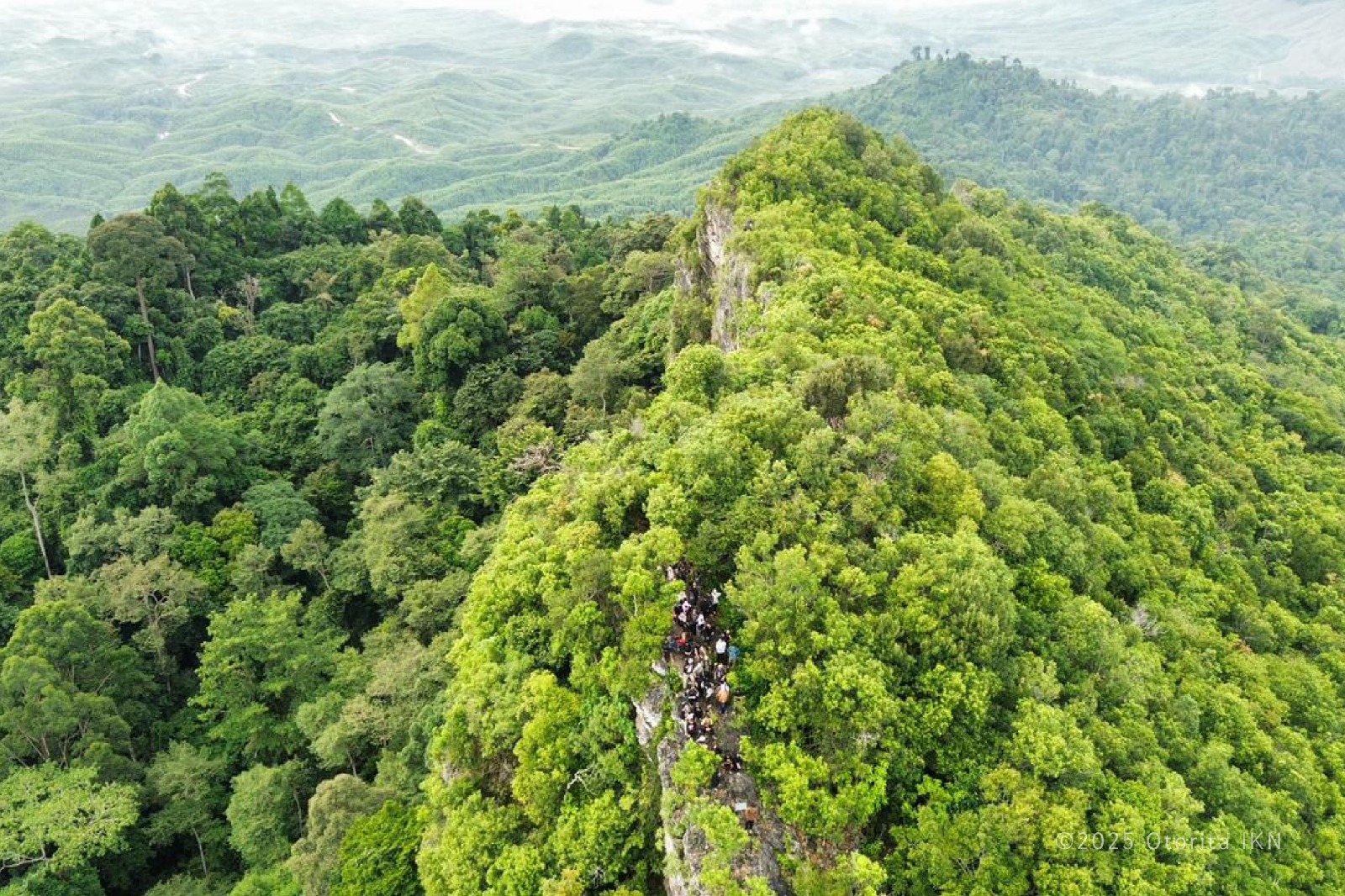 Authentic Hiking Gunung Parung