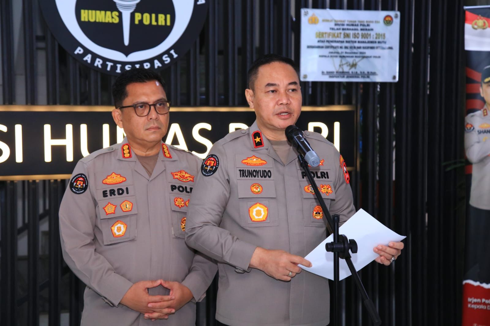 Polri bangun sumur bor