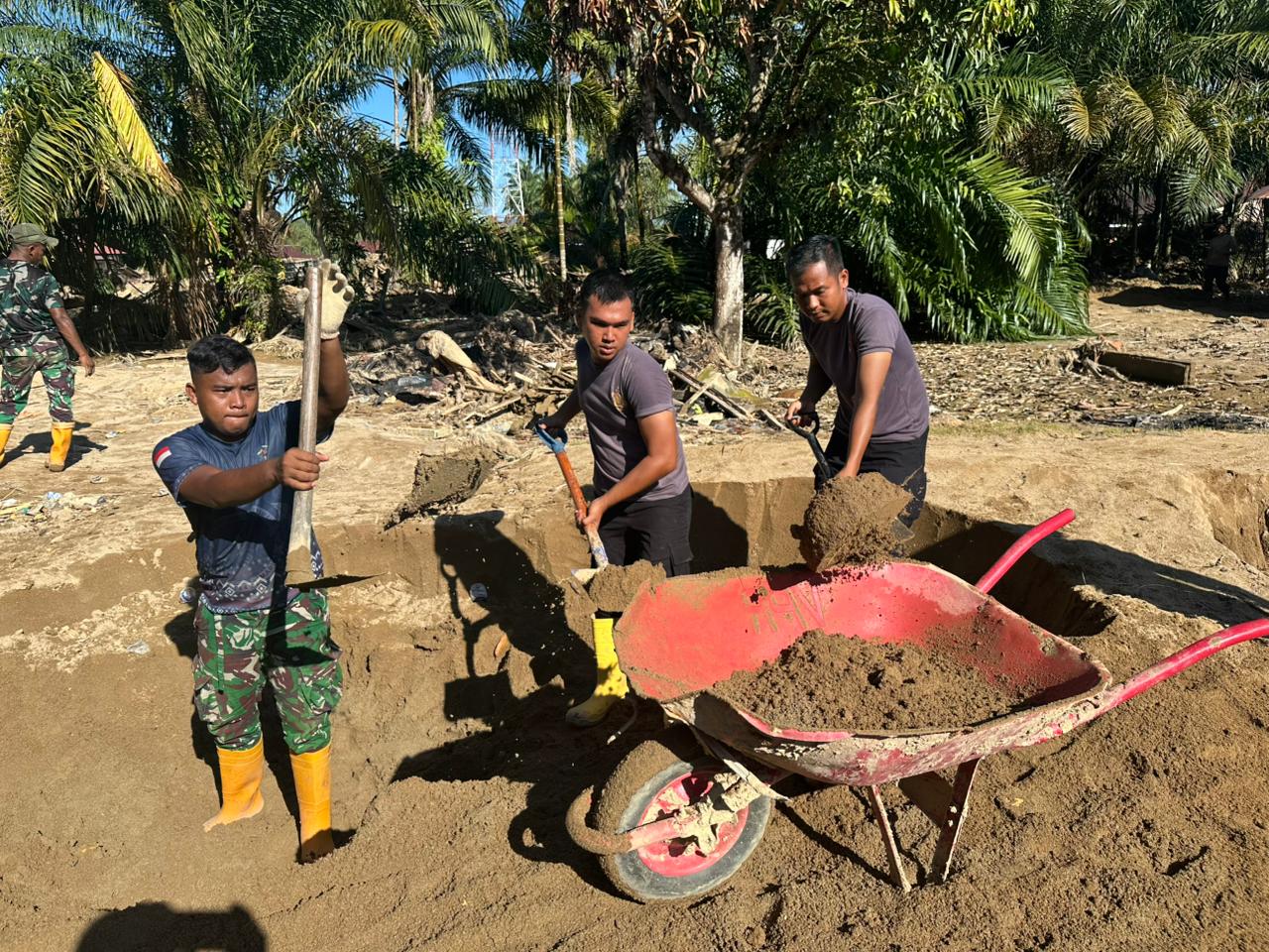 pemulihan pascabencana