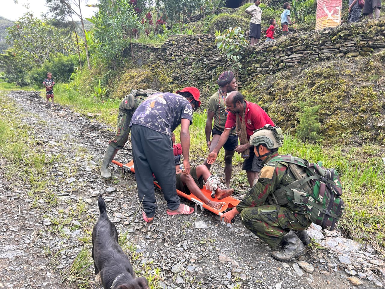 Satgas Yonif 613 Raja Alam