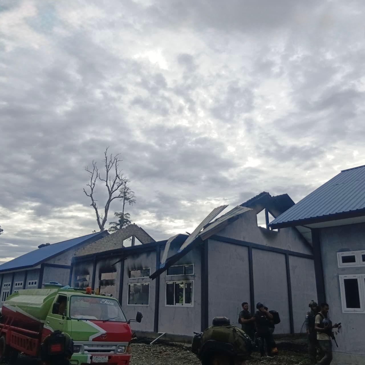 kebakaran SMA Negeri 2 Dekai