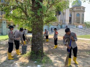 Brimob Kaltim bantu Aceh