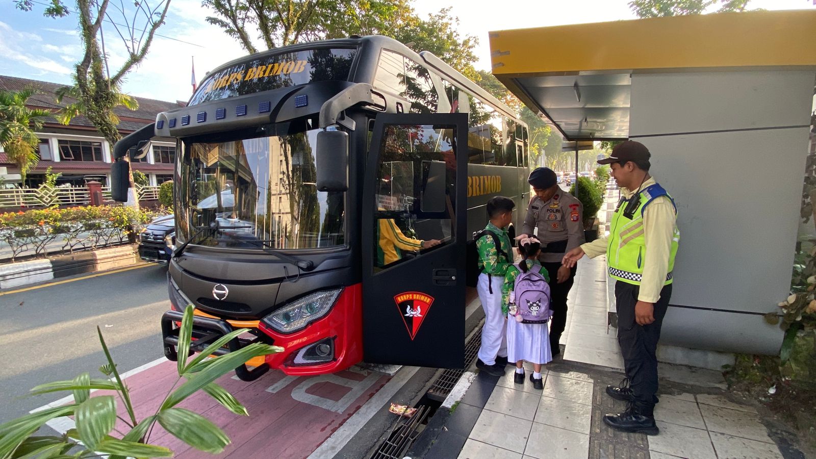 bus sekolah gratis Balikpapan