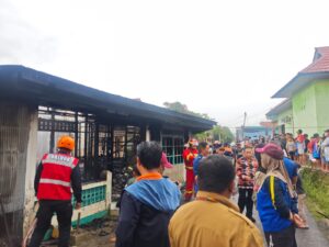 Brimob Kaltim kebakaran Berau