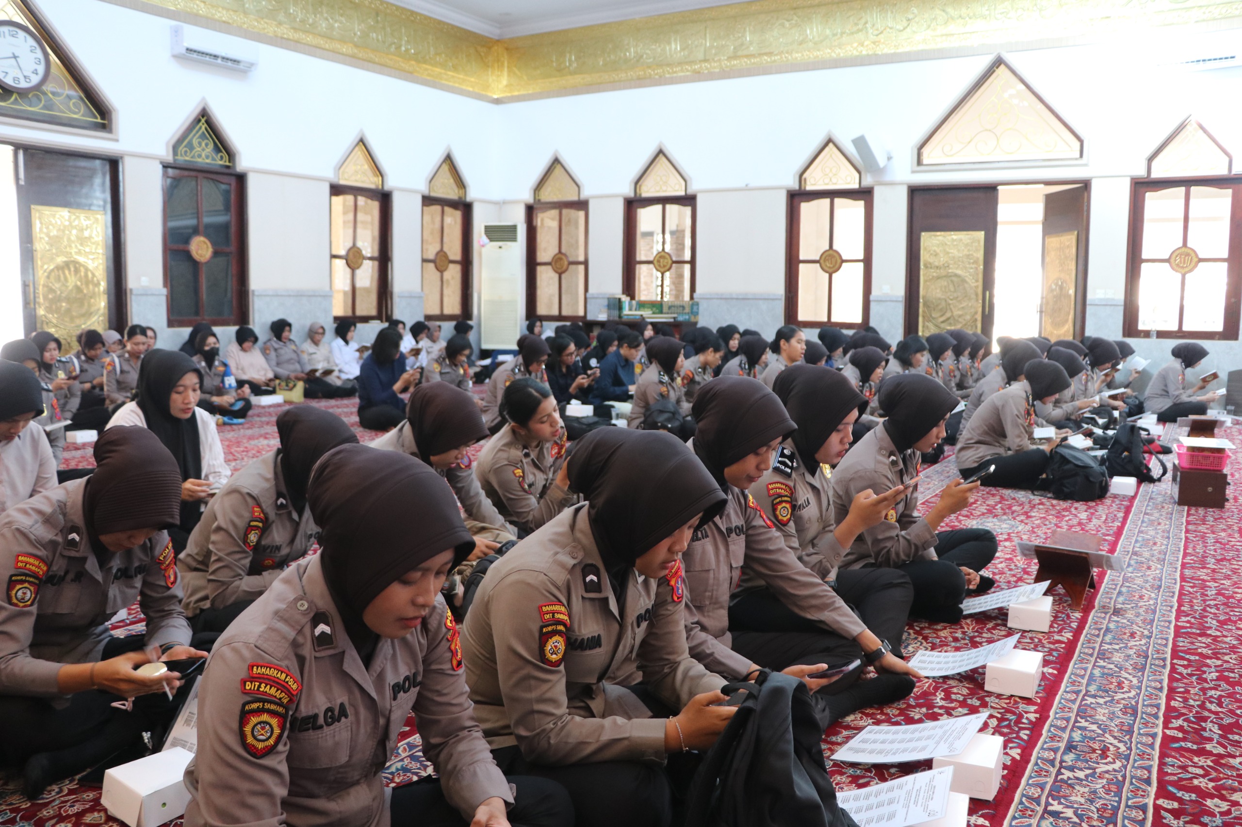 Polwan Polda Kaltim