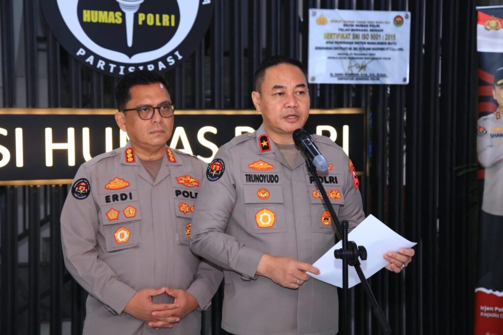Mutasi Polri