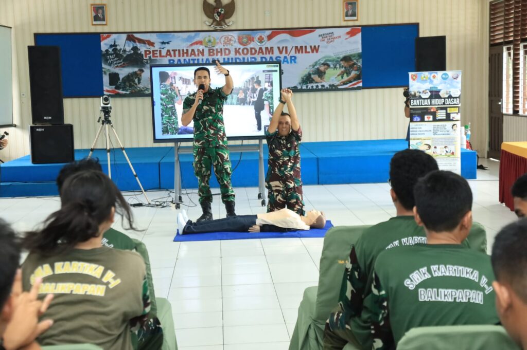 HUT TNI
