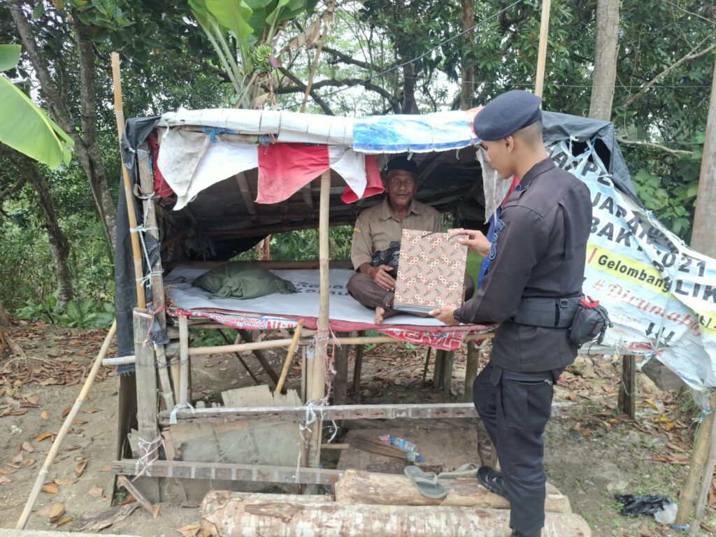 Bakti Sosial