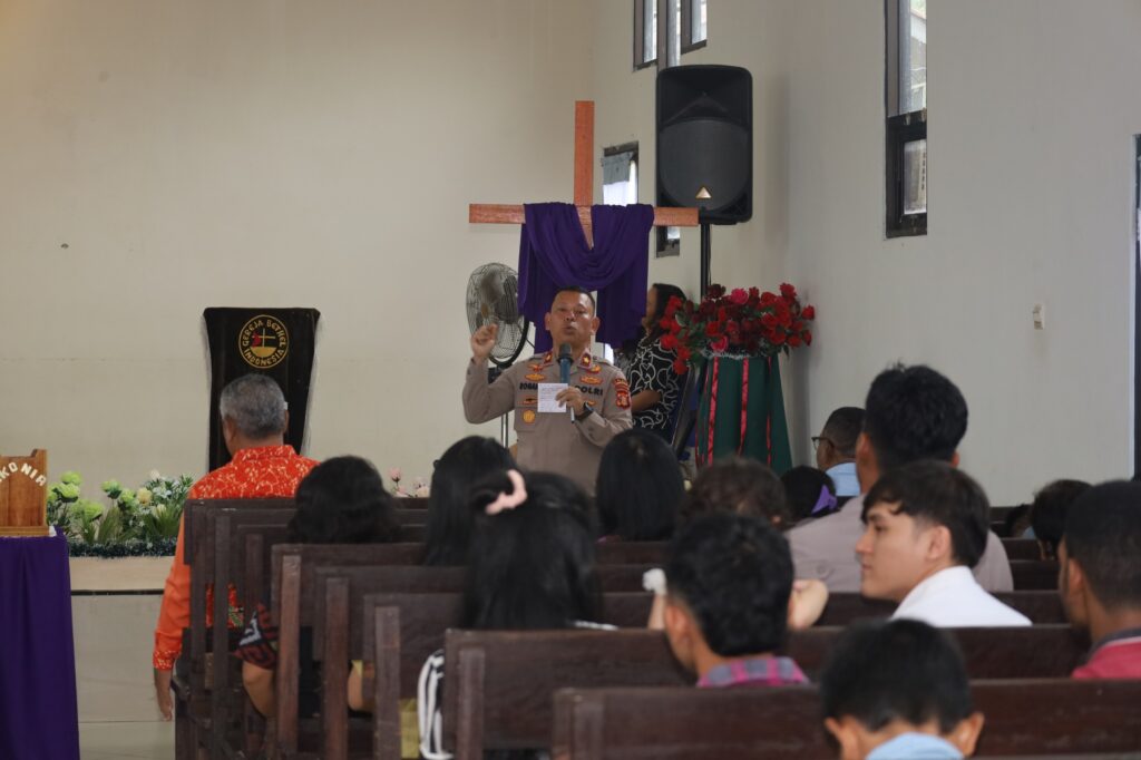 Minggu Kasih